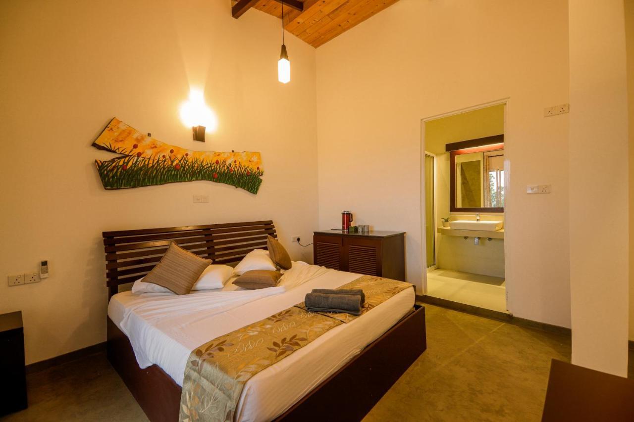 The Hills By Blue Fox Hotel Kandy Bagian luar foto